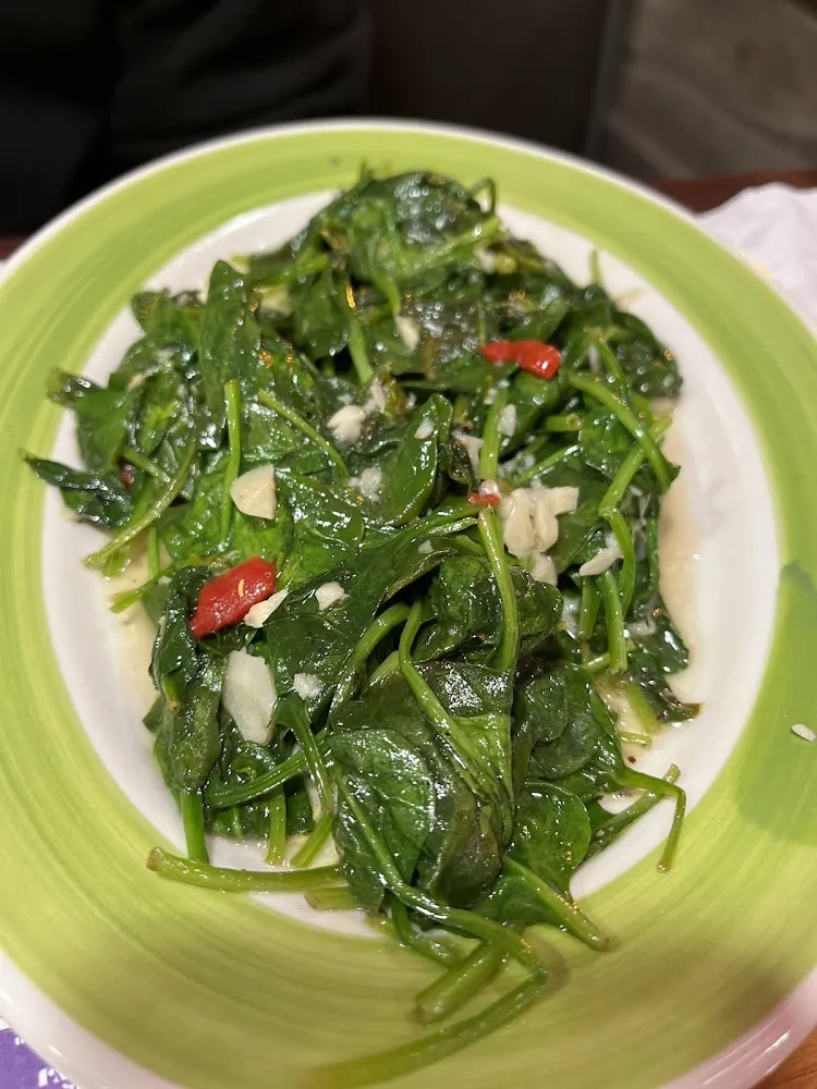 Sautéed Spinach with Garlic & Olive Oil